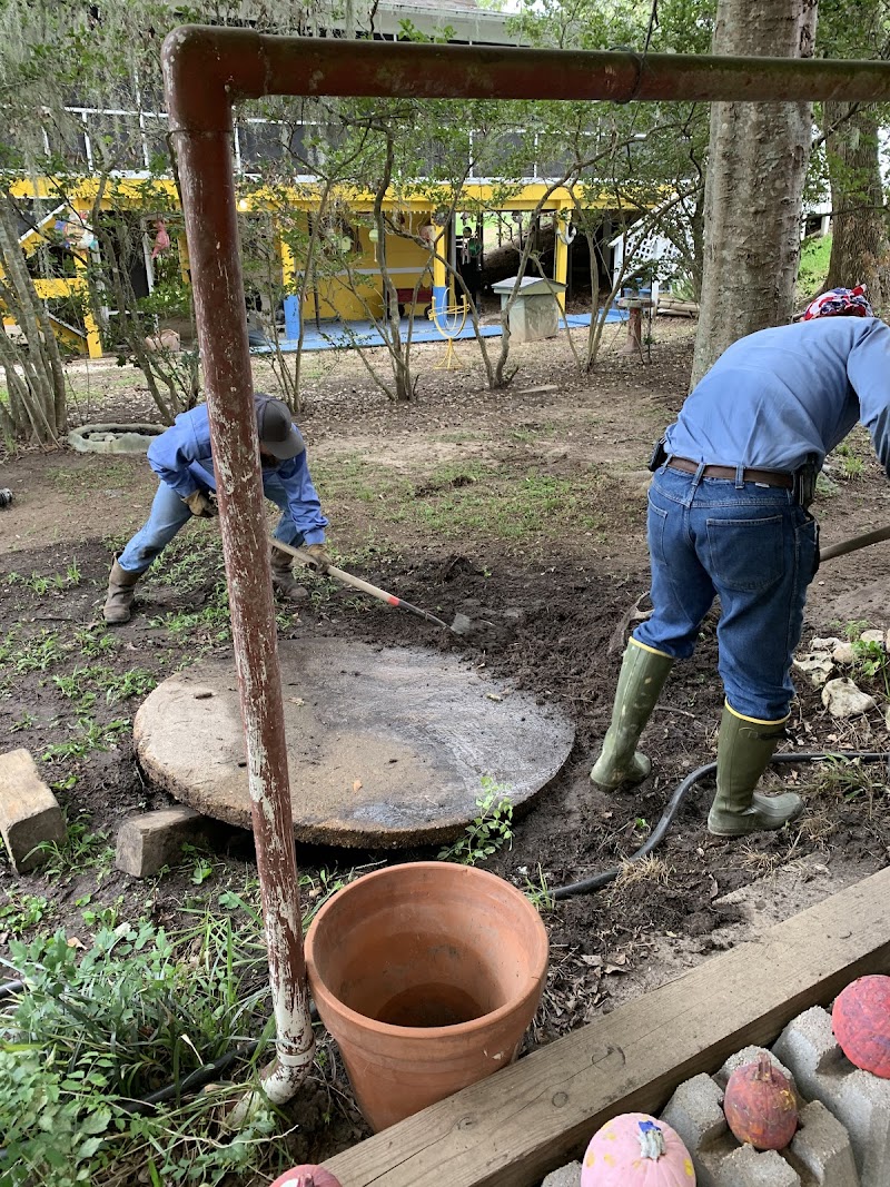 Brighteyes Septic crew on a residential install